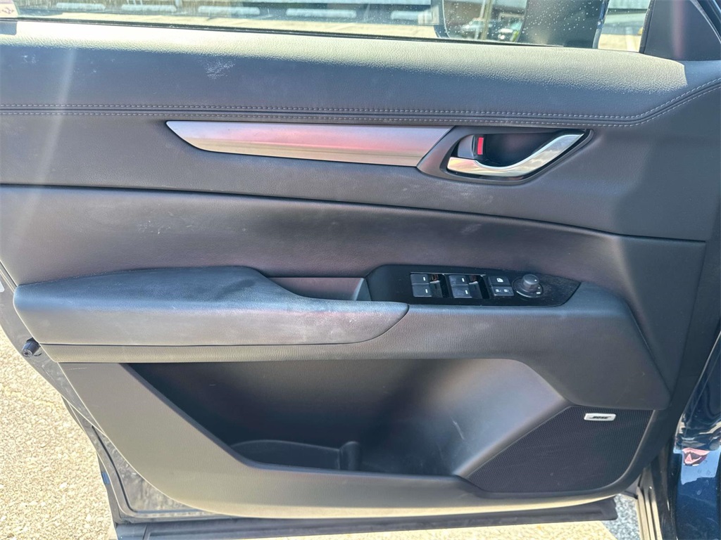 2019 Mazda CX-5 Touring photo 18