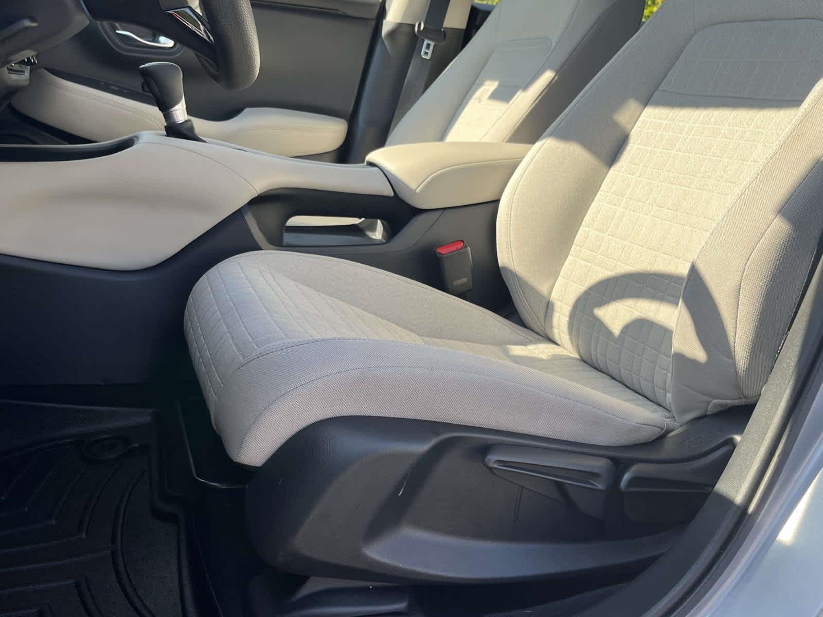 2023 Honda HR-V LX photo 12