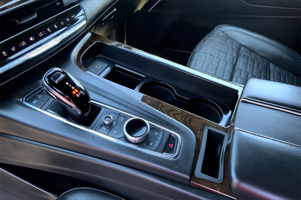 2022 Cadillac Escalade Premium Luxury Platinum photo 16