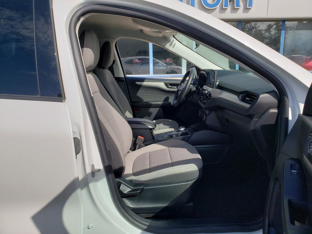 2022 Ford Escape SE photo 12