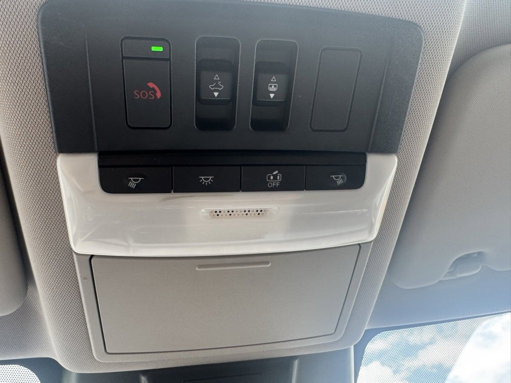 2023 Nissan Rogue Platinum photo 20