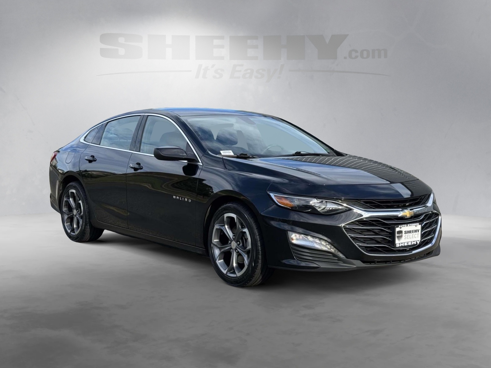 2022 Chevrolet Malibu 1LT photo 2