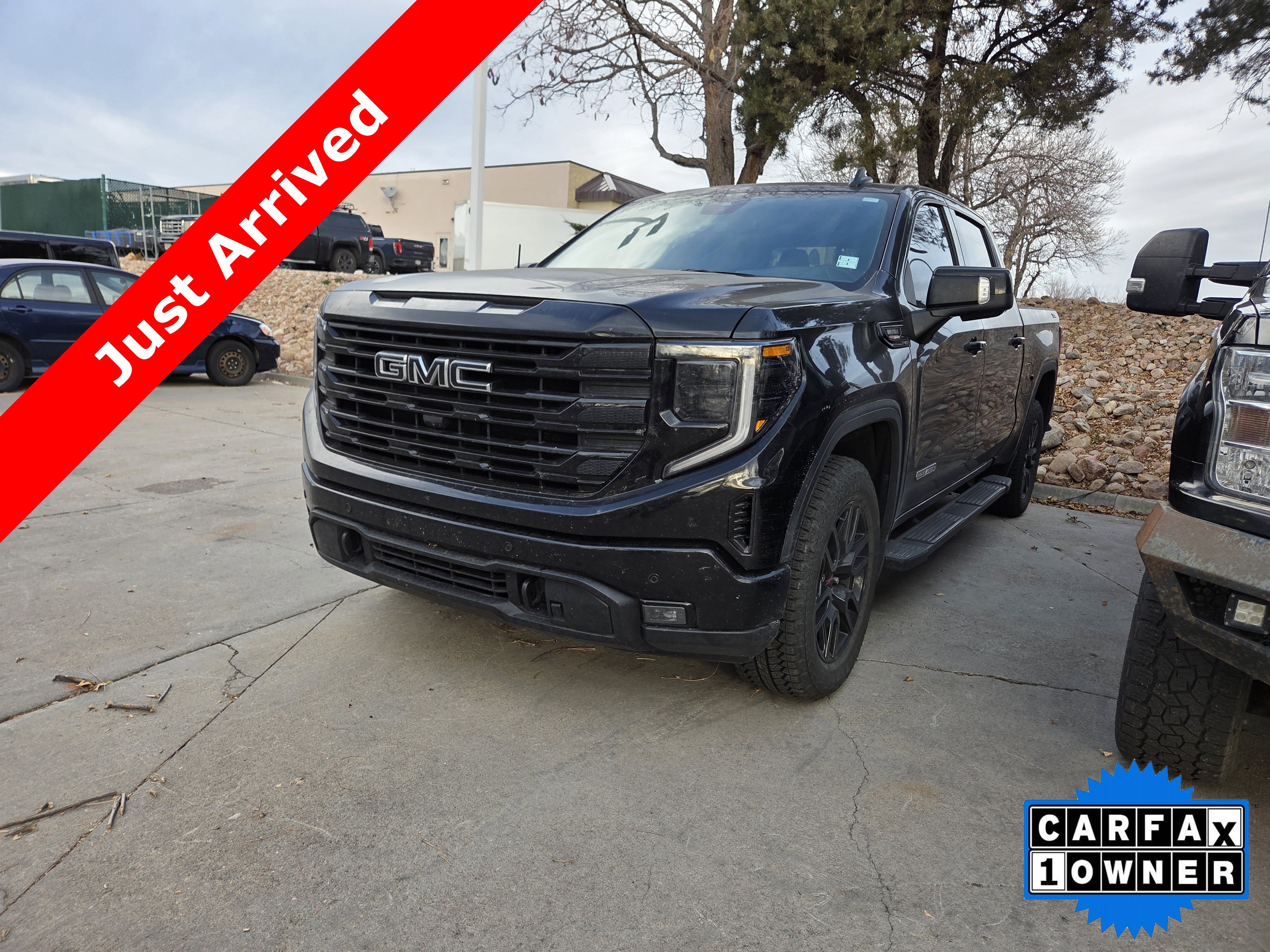 2024 GMC Sierra 1500 Elevation's photo