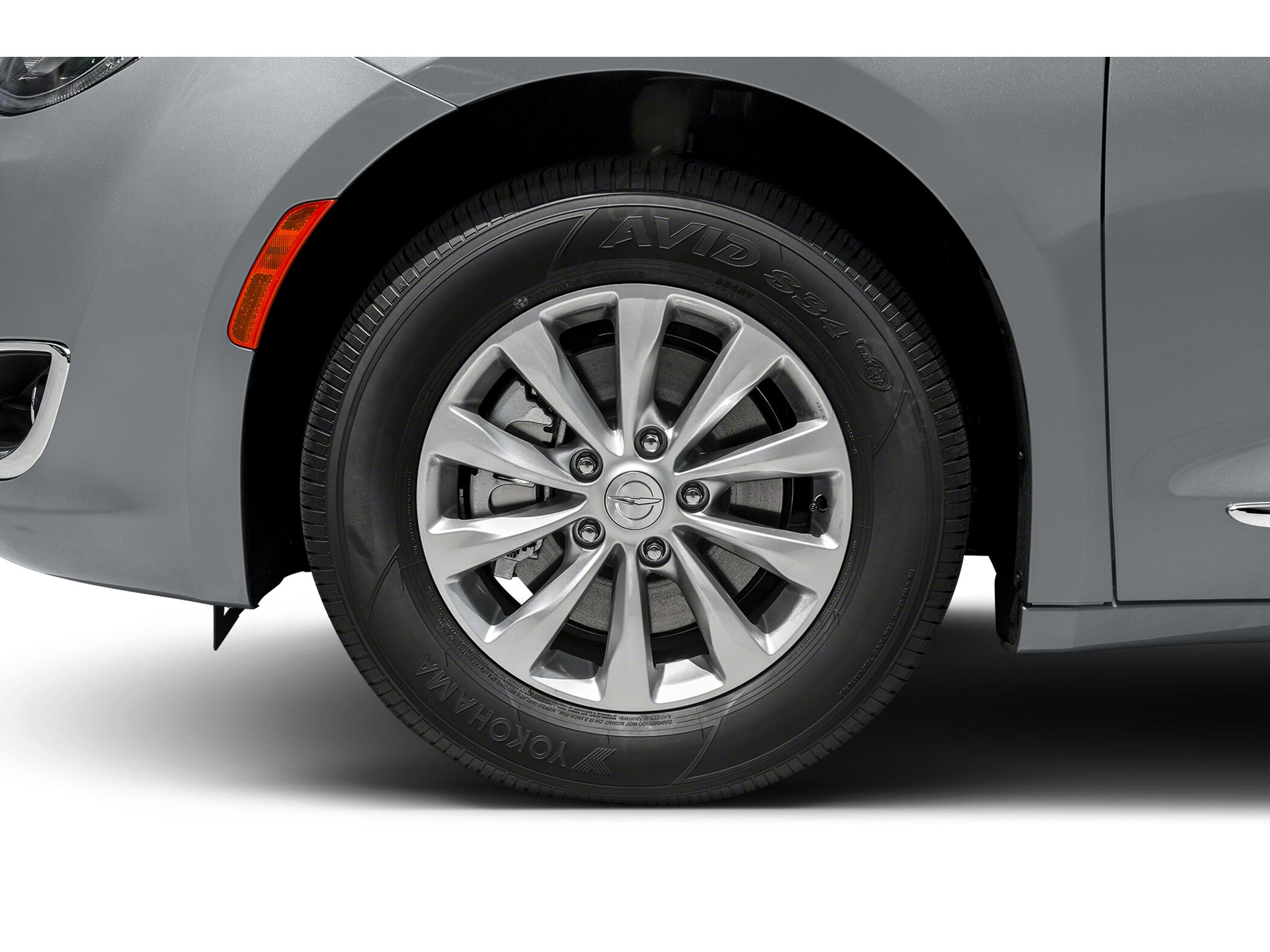 2020 Chrysler Pacifica Touring Plus photo 11