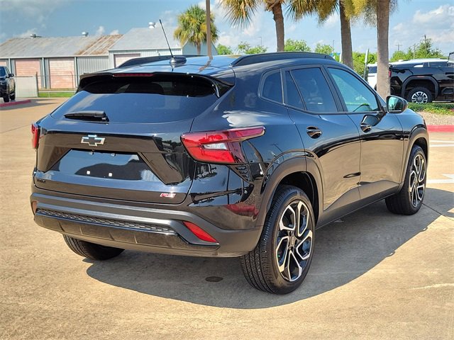 2025 Chevrolet Trax photo 7