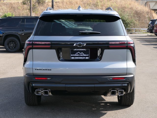 2026 Chevrolet Traverse photo 4