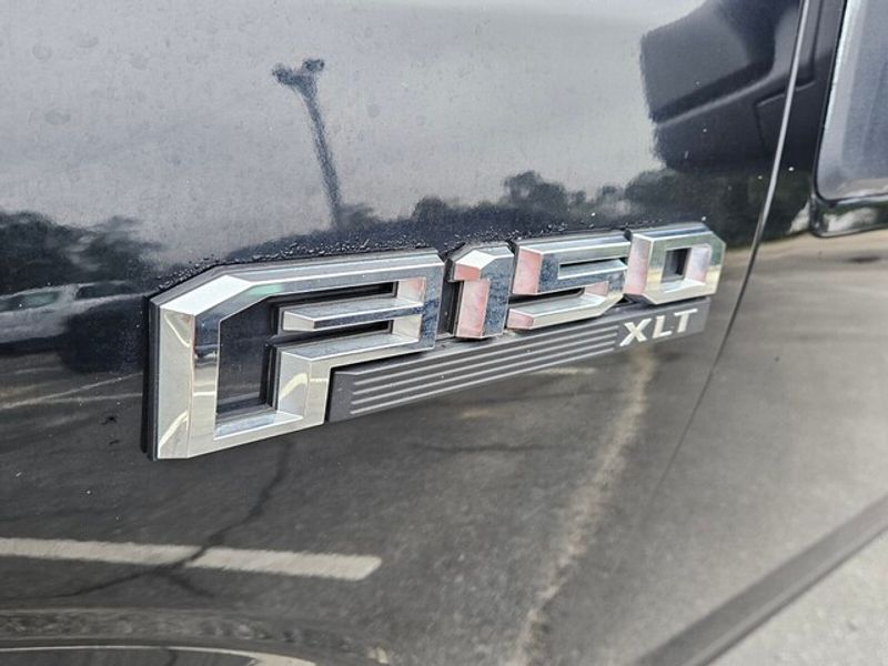 2018 Ford F-150 XLT photo 16