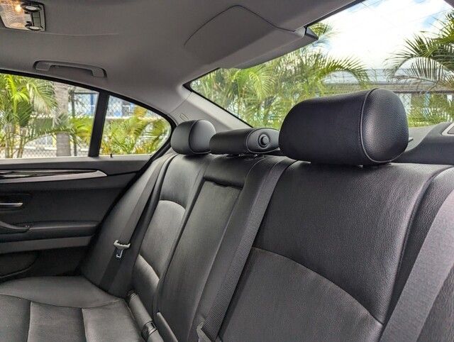 2015 Bmw 535i xDrive Sedan photo 14