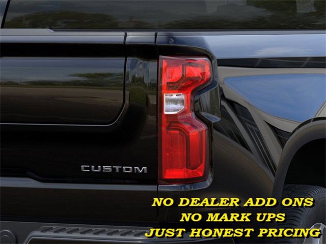 2026 Chevrolet Silverado Custom photo 11