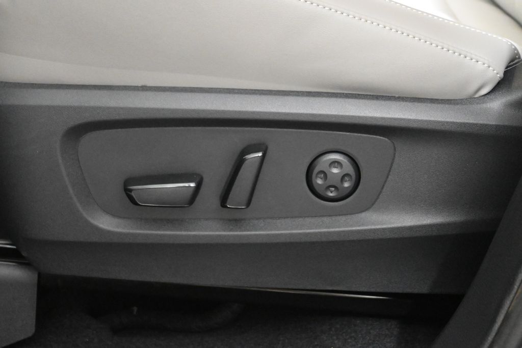 2026 Infiniti QX60 Luxe AWD photo 25