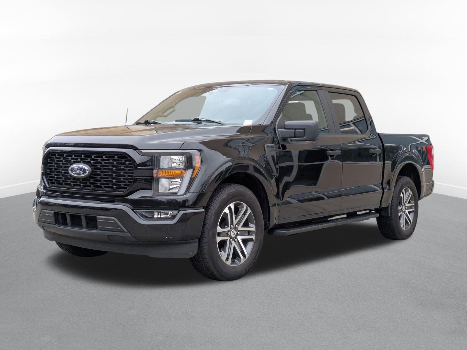 2023 Ford F-150 XL's photo