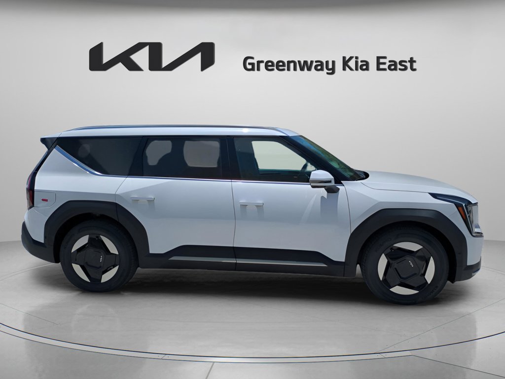 2026 Kia EV9 Wind photo 9