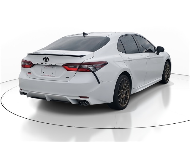 2023 Toyota Camry SE photo 4