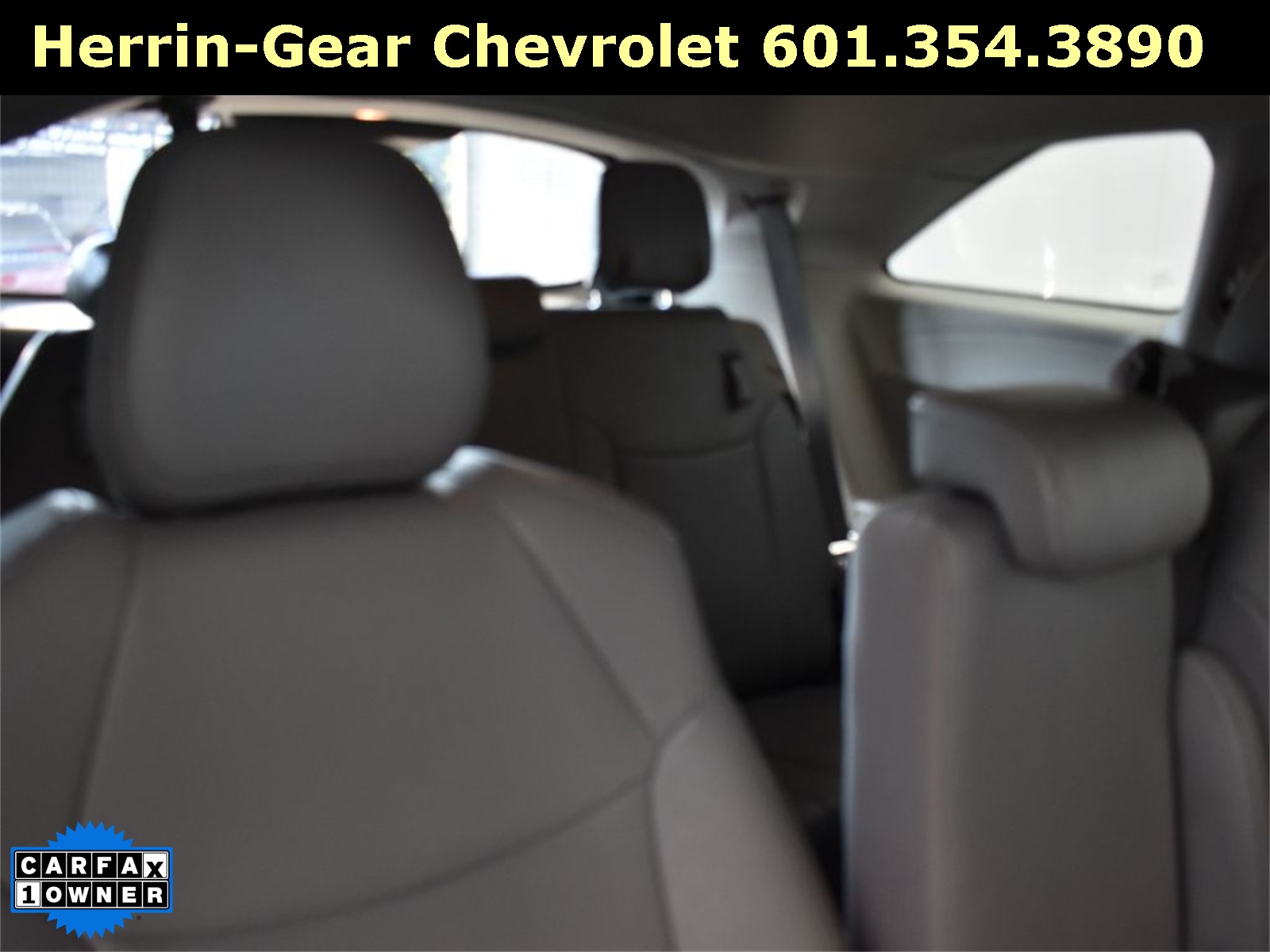 2023 Toyota Sienna XLE photo 19