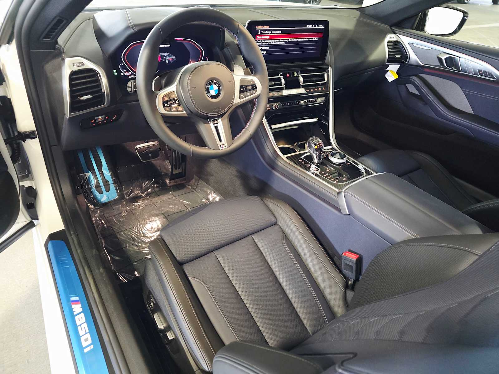 2026 Bmw M850i xDrive photo 10