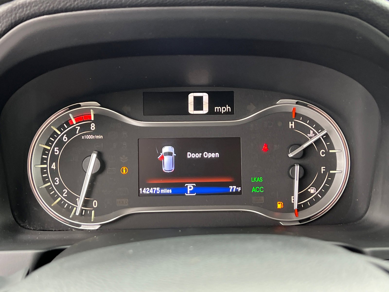 2016 Honda Pilot Touring photo 4