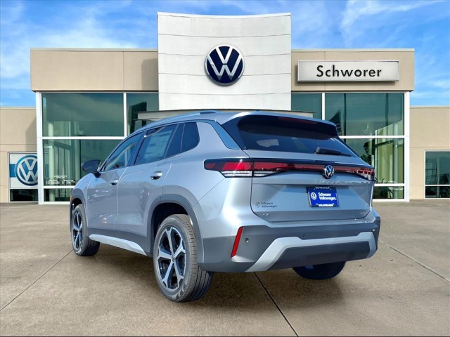 2025 Volkswagen Tiguan SE photo 2