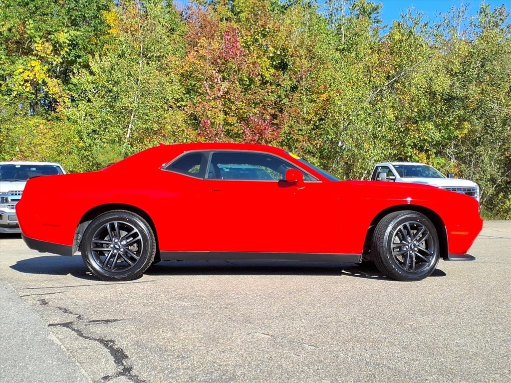 2019 Dodge Challenger GT photo 2
