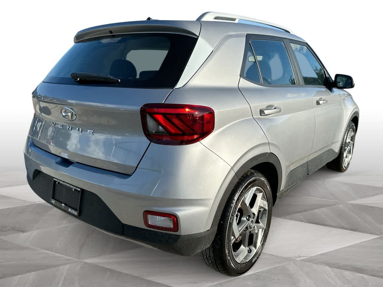 2025 Hyundai Venue SEL photo 8