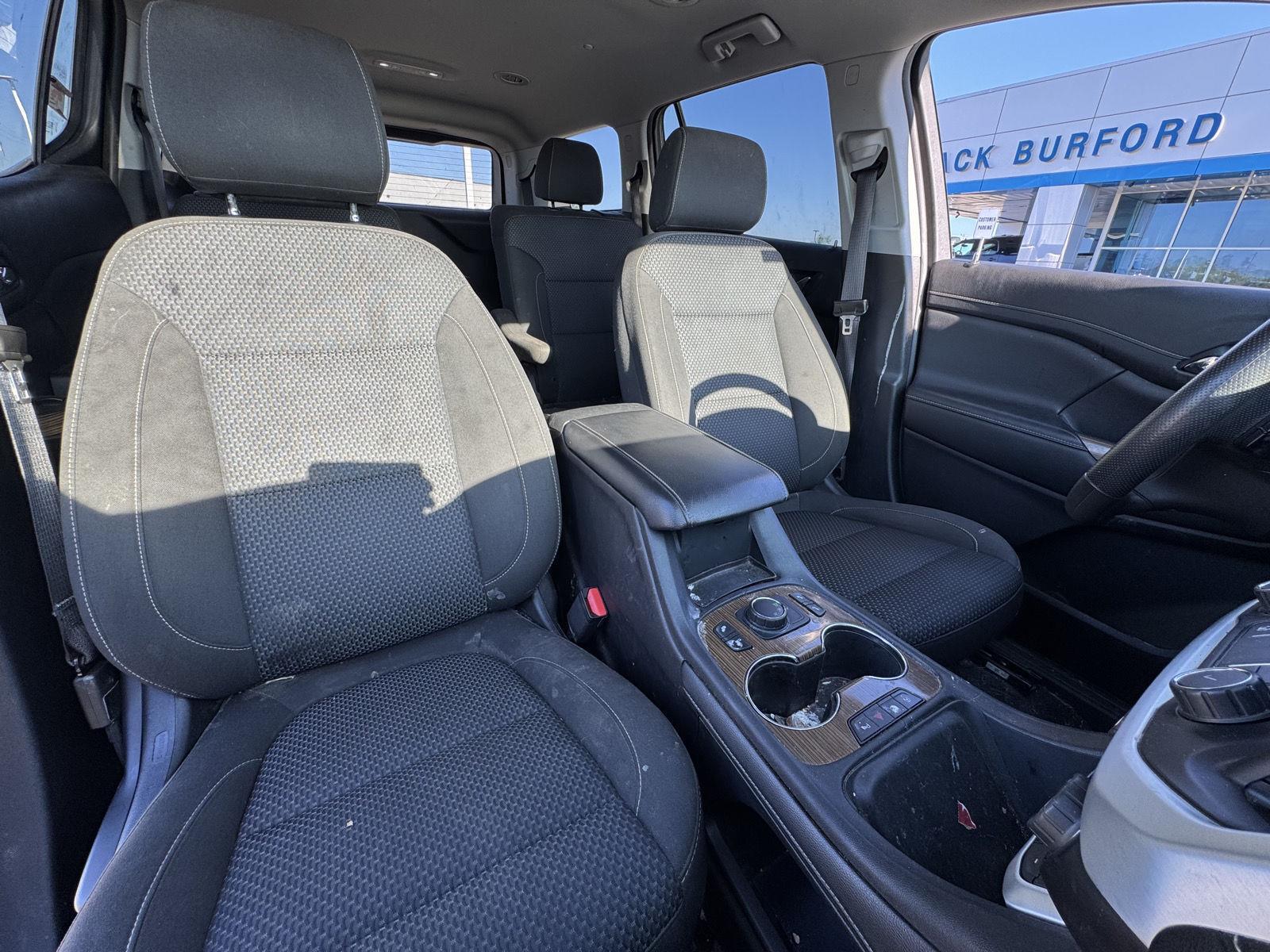 2021 Gmc Acadia SLE photo 37