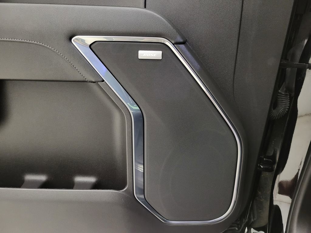 2023 Chevrolet Silverado 1500 LTZ photo 4