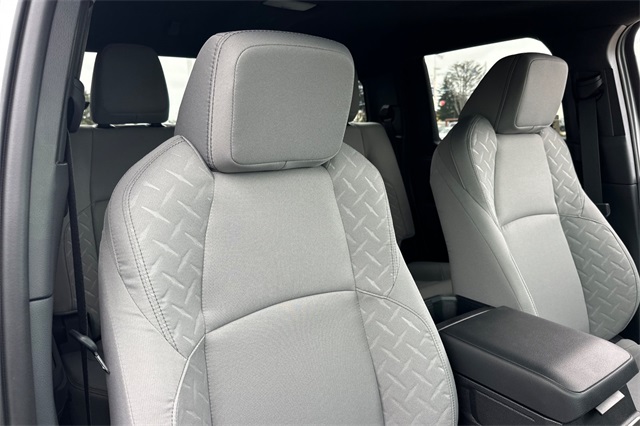 2025 Toyota Tacoma SR5 Double Cab photo 18