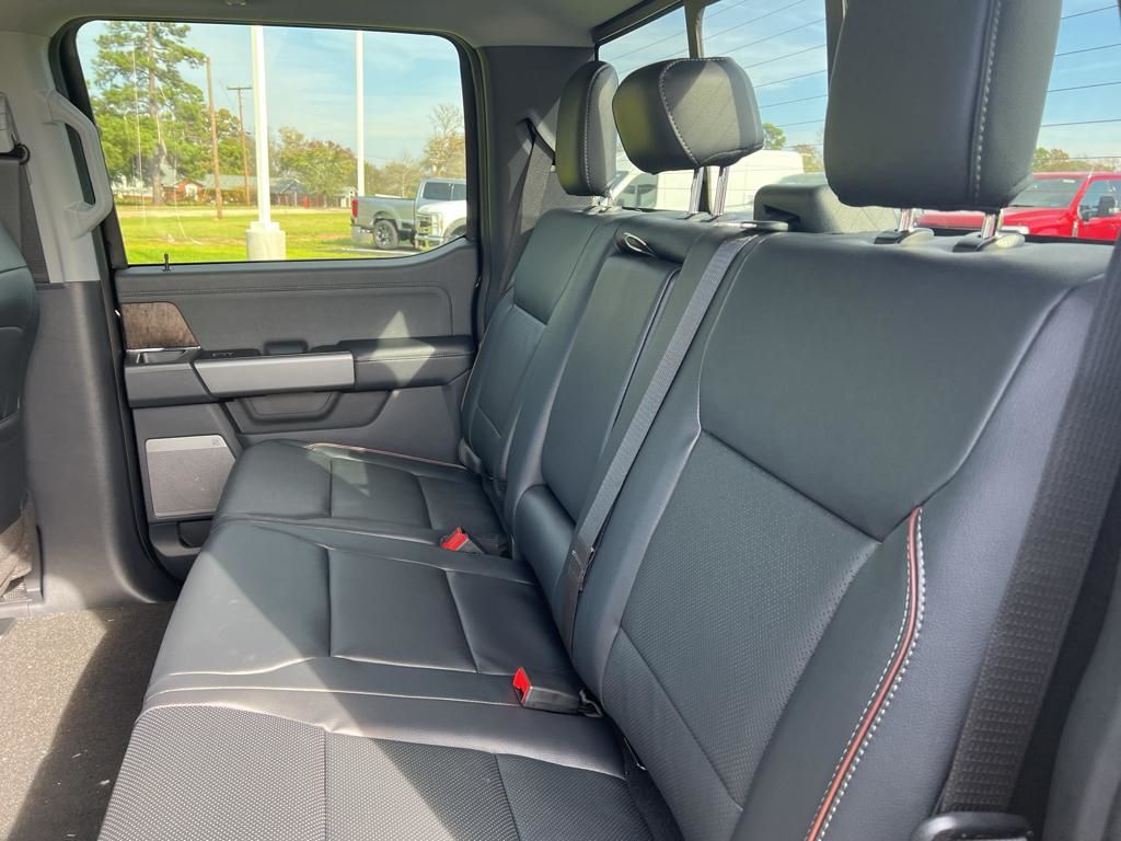 2024 Ford F-350 Lariat photo 41