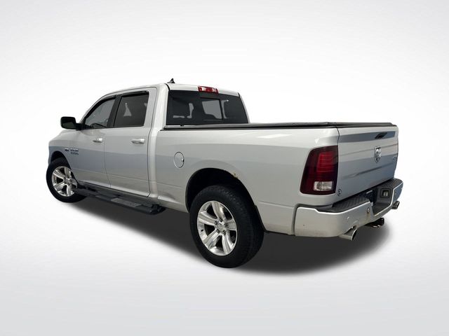 2015 Ram 1500 Sport photo 3