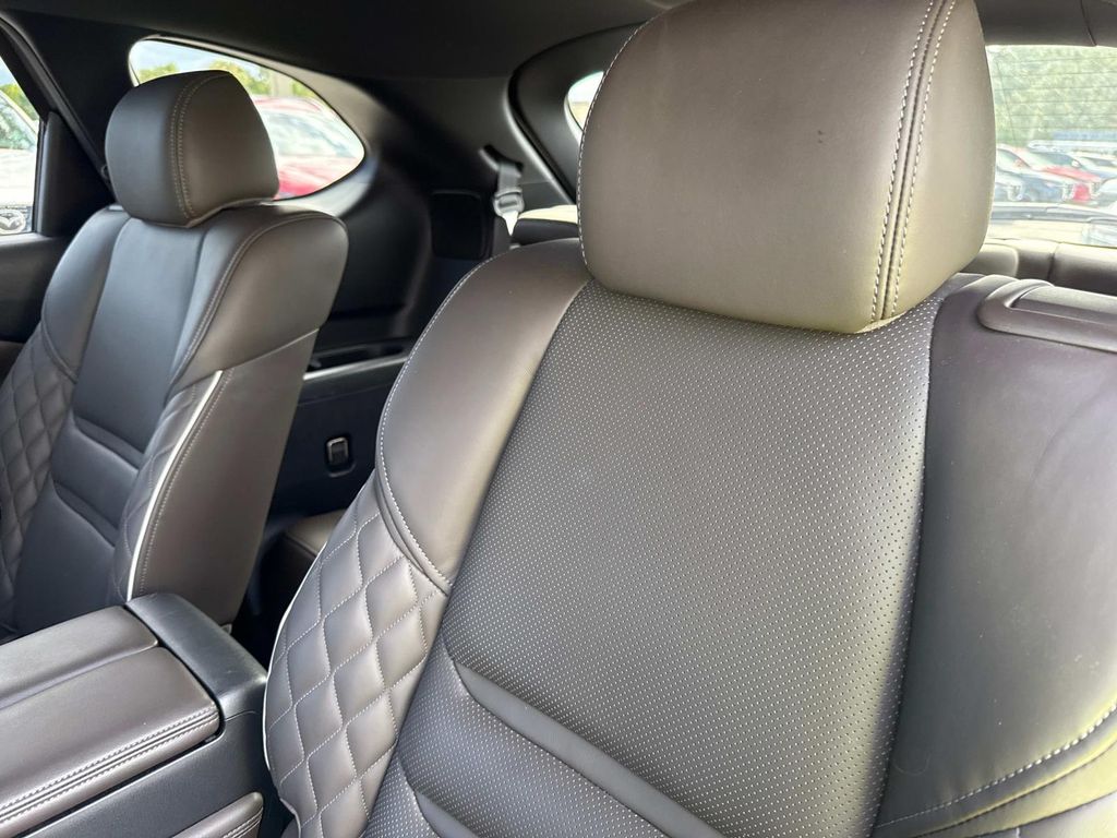 2021 Mazda CX-9 Signature photo 13