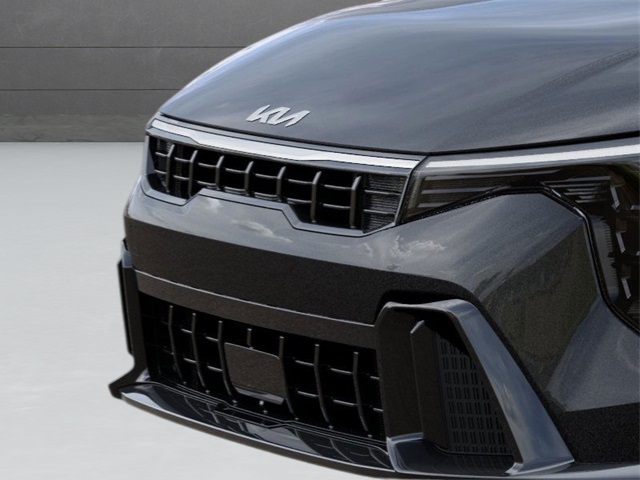 2025 Kia K4 GT-Line photo 12