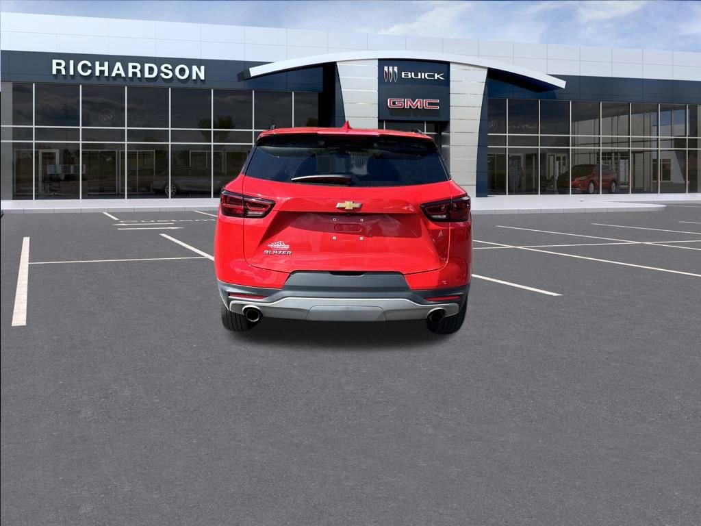 2023 Chevrolet Blazer 2LT photo 4