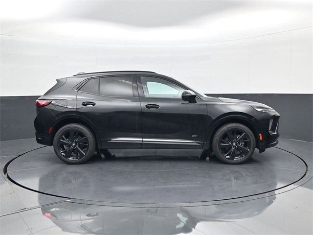 2025 Buick Envision Sport Touring photo 3