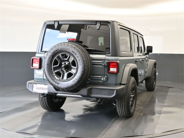 2025 Jeep Wrangler Sport photo 3