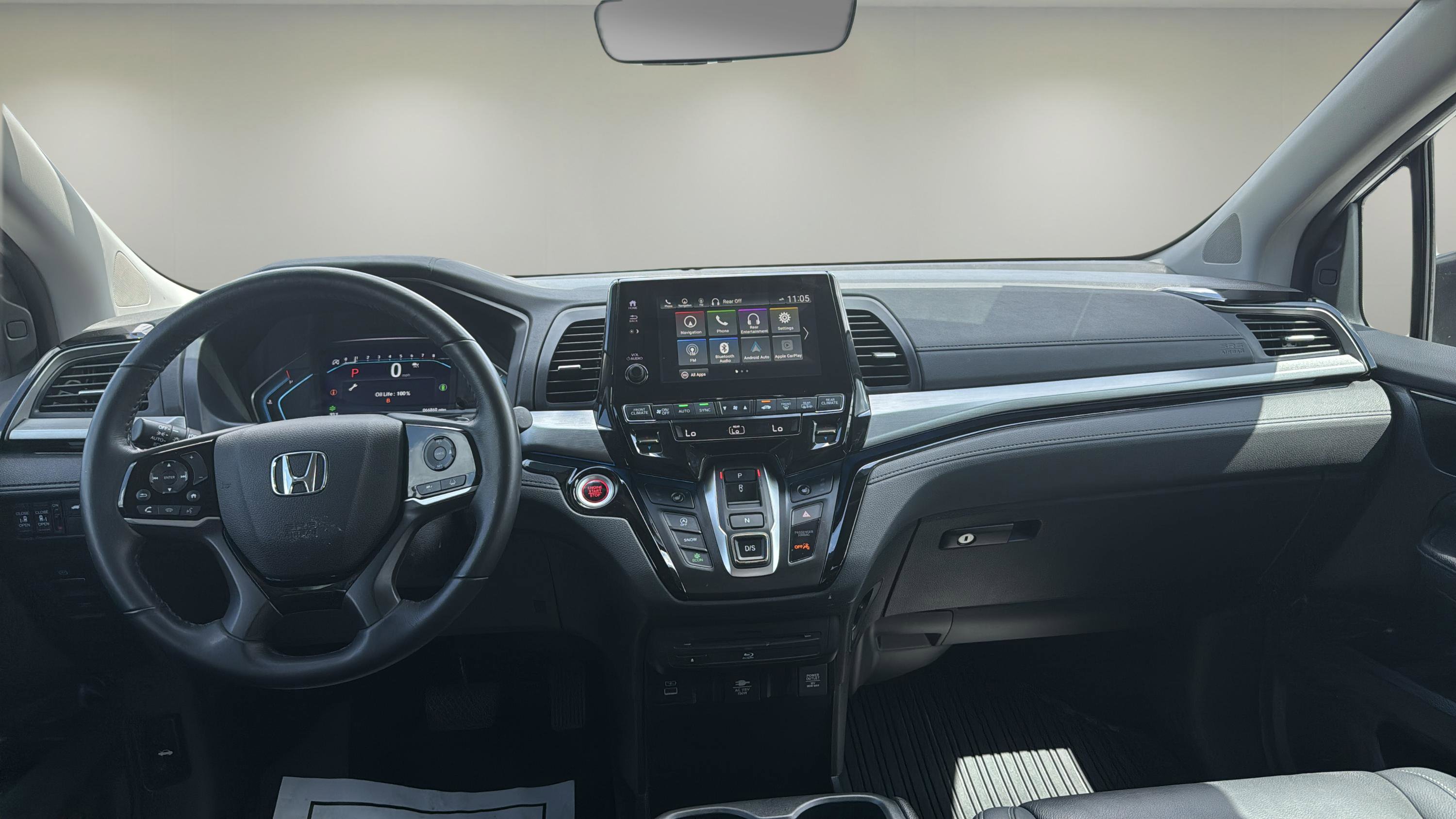 2023 Honda Odyssey Touring photo 9