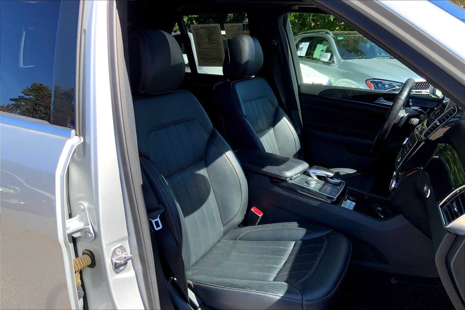 2018 Mercedes Benz GLE 350 4MATIC photo 7