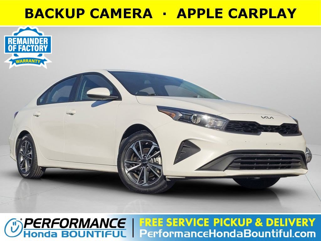 2024 Kia Forte LXS's photo