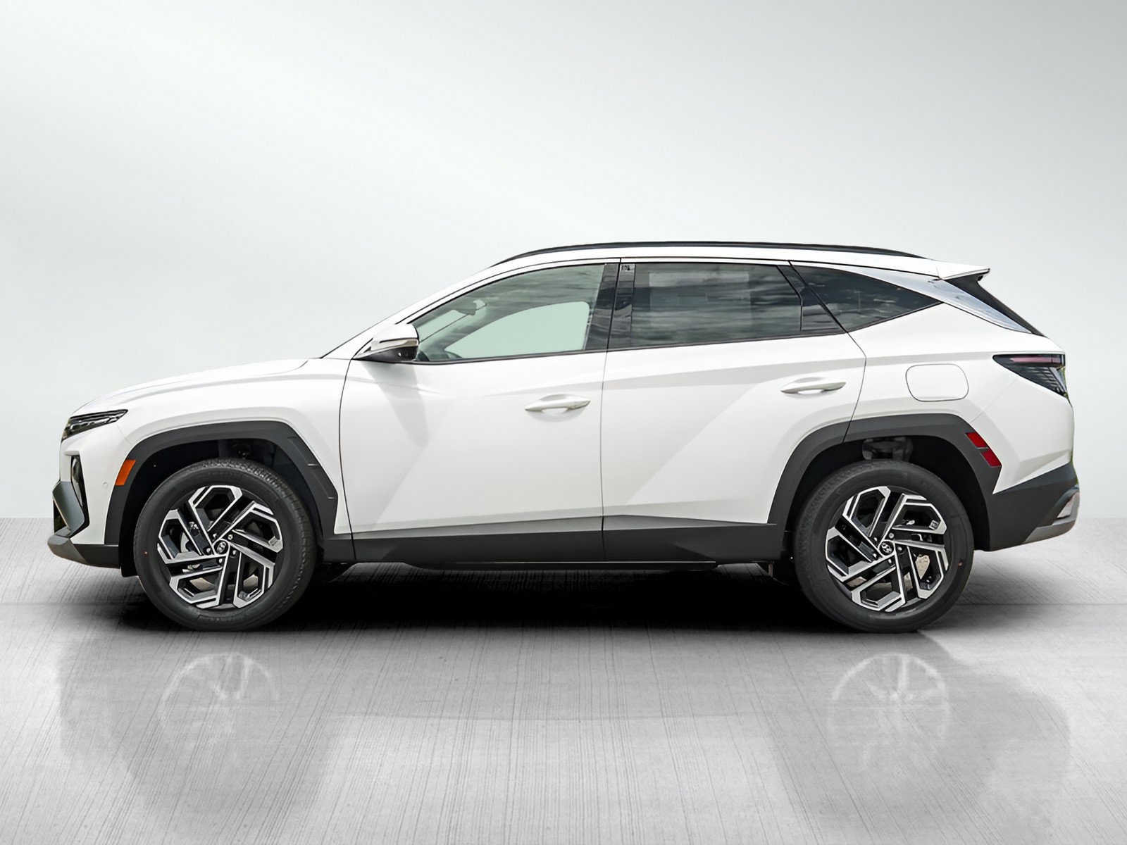 2025 Hyundai Tucson Limited photo 3