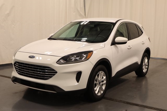 2020 Ford Escape SE photo 4
