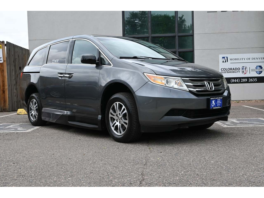 2012 Honda Odyssey EX-L photo 3