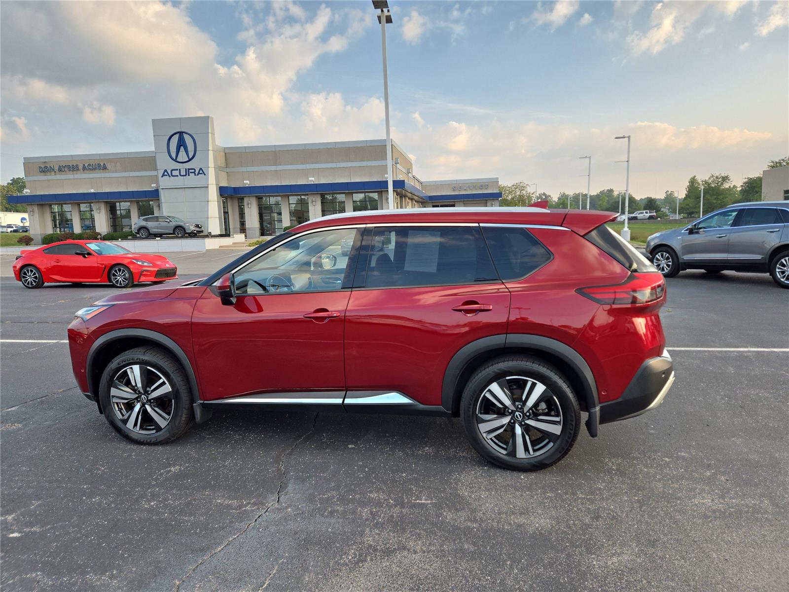 2023 Nissan Rogue Platinum photo 24