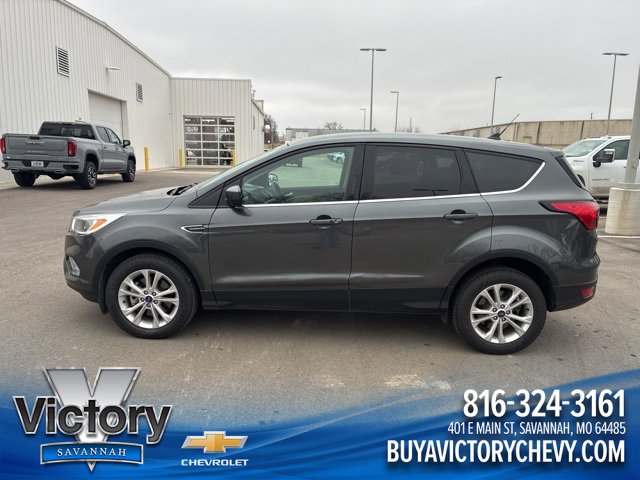 2019 Ford Escape SE's photo