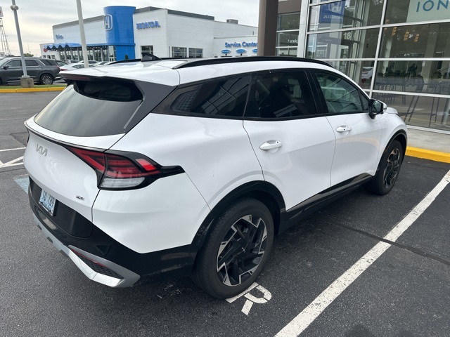 2023 Kia Sportage photo 4