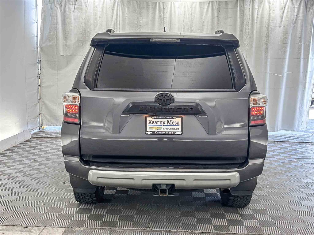 2020 Toyota 4Runner TRD Off-Road photo 7