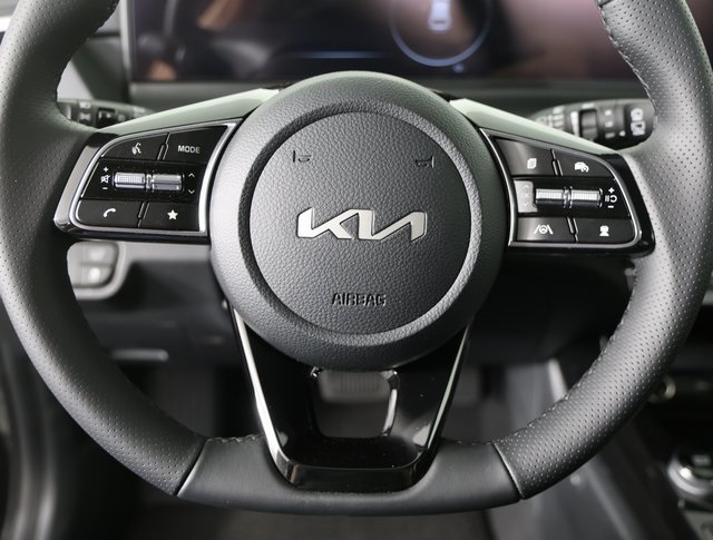 2025 Kia Seltos SX photo 12