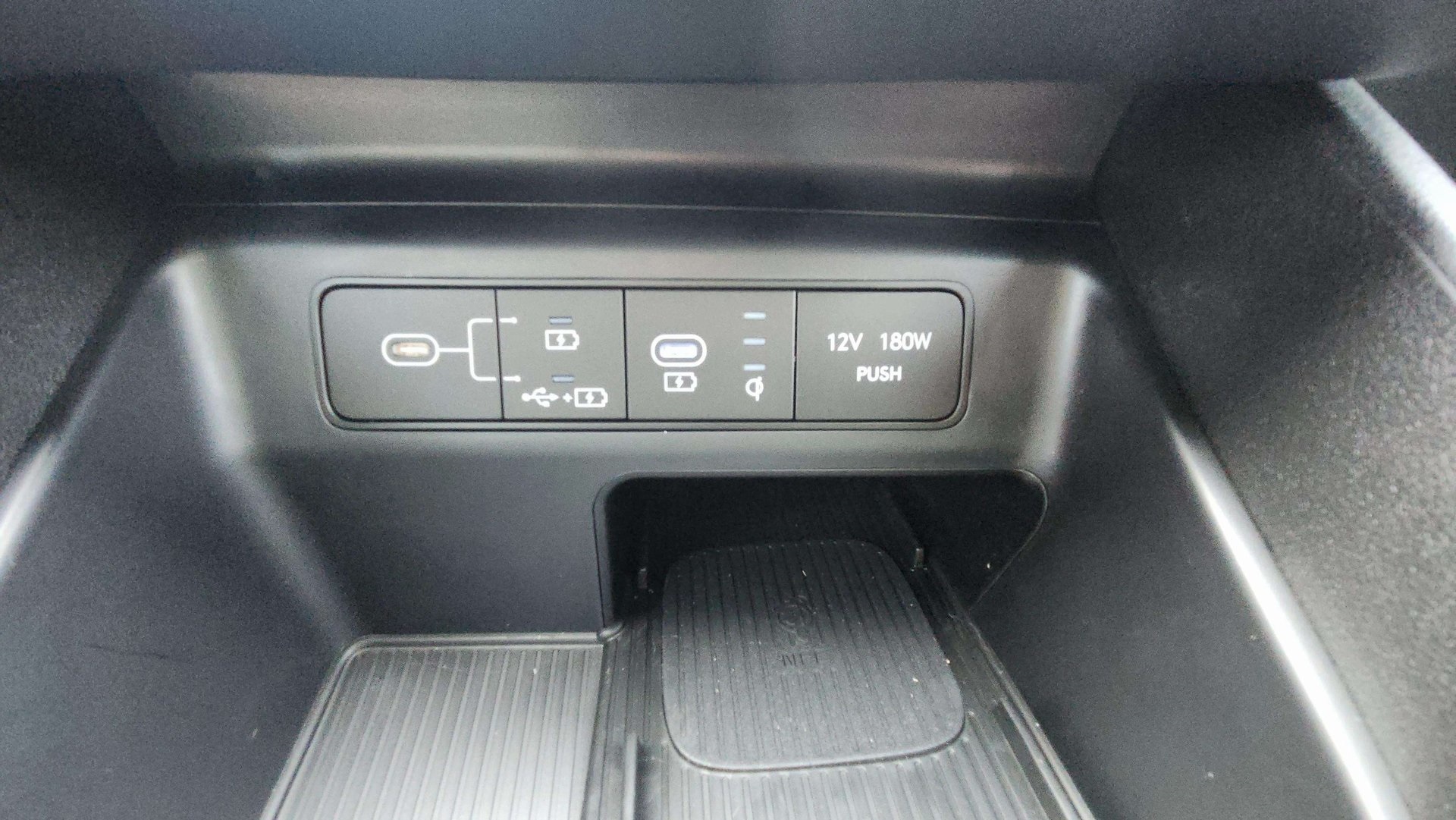 2025 Hyundai Santa Cruz Limited photo 18