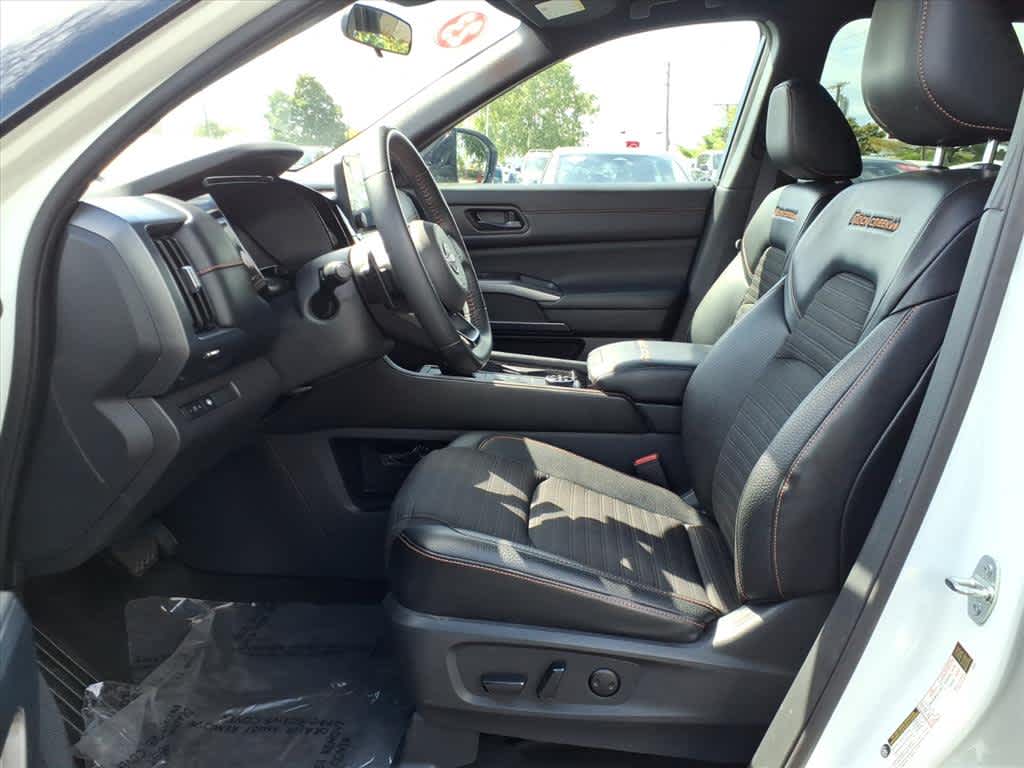 2023 Nissan Pathfinder Rock Creek photo 8