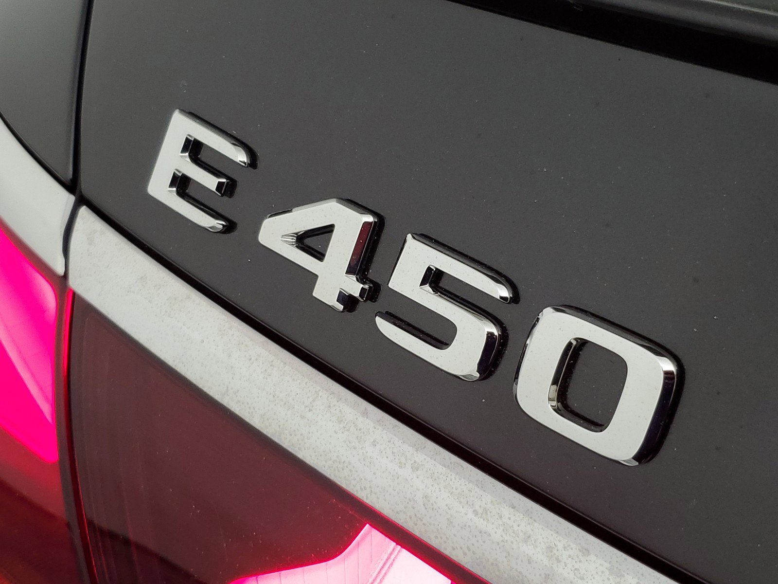 2025 Mercedes Benz E 450 4MATIC photo 10