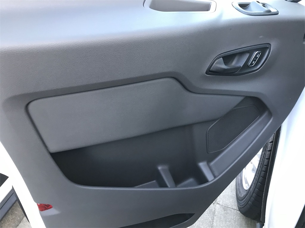 2024 Ford Transit Passenger Van XLT photo 5
