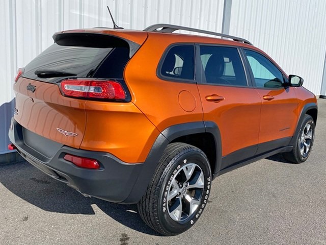 2015 Jeep Cherokee Trailhawk photo 3