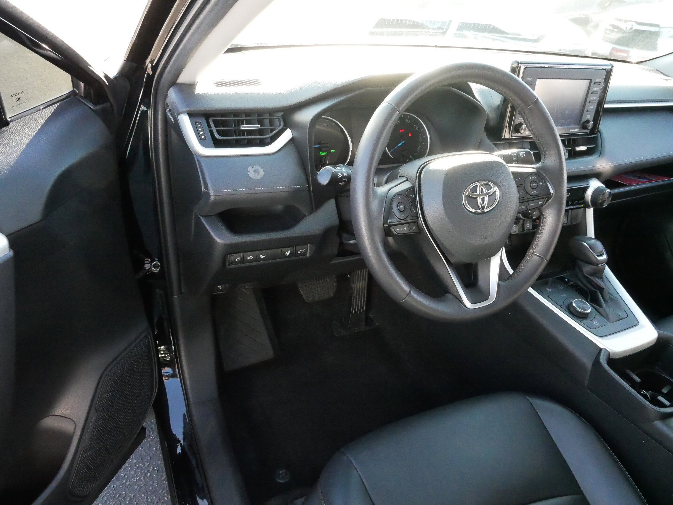 Used 2022 Toyota RAV4 XLE Premium with VIN 4T3B6RFVXNU102424 for sale in Brooklyn Center, Minnesota